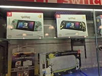 Winkelvoorraad en inrichting game mania merksem - afbeelding 436 van  467