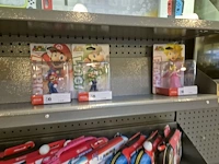 Winkelvoorraad en inrichting game mania merksem - afbeelding 438 van  467