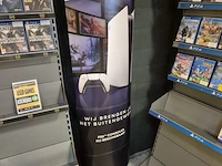 Winkelvoorraad en inrichting game mania merksem - afbeelding 448 van  467