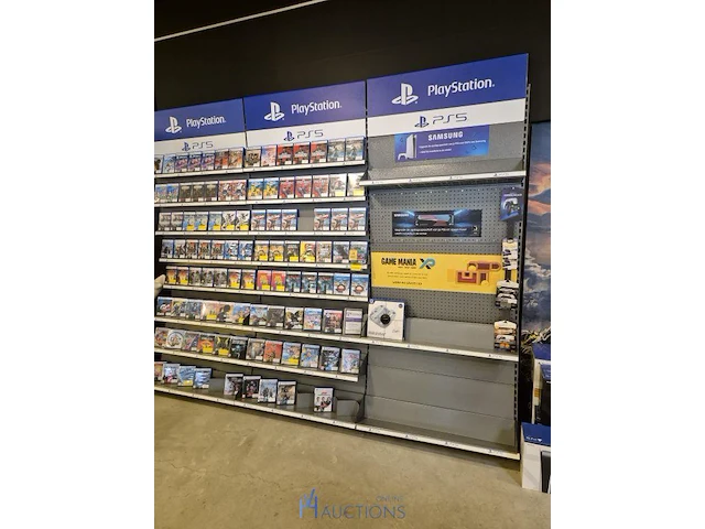 Winkelvoorraad en inrichting game mania merksem - afbeelding 456 van  467
