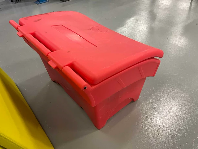 Winter extreme pvc opbergbox inhoudende sportartikelen - afbeelding 13 van  14
