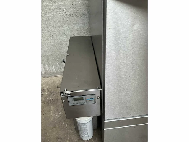 Winterhalter - gs 302 - korvenvaatwasmachine met osmose apparaat - afbeelding 5 van  6
