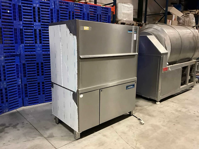 Winterhalter gr66/1 korvenvaatwasmachine - afbeelding 2 van  8