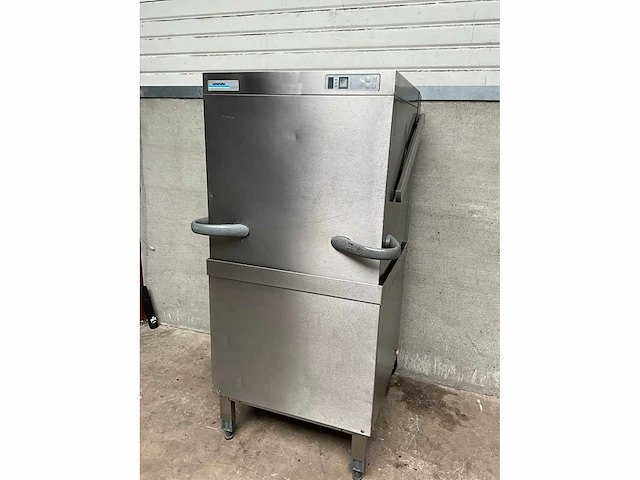 Winterhalter gs 515 korvenvaatwasmachine - afbeelding 3 van  6