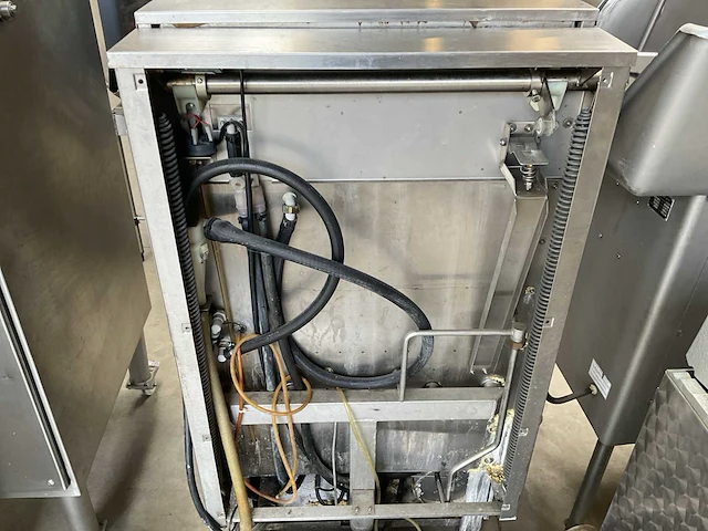 Winterhalter gs72 korvenvaatwasmachine - afbeelding 6 van  6