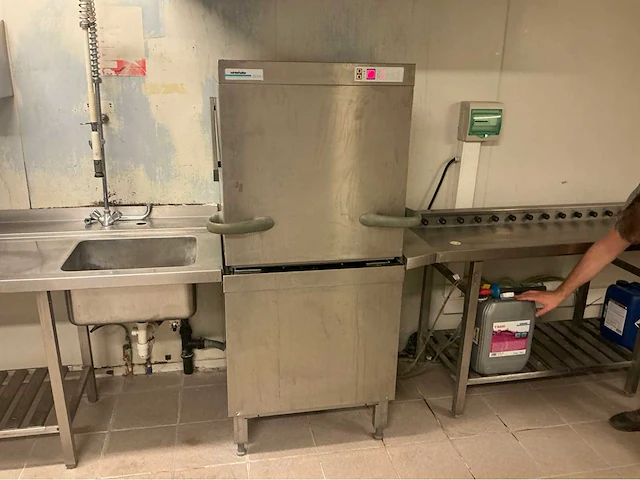 Winterhalter professionele wasstraat - afbeelding 1 van  8