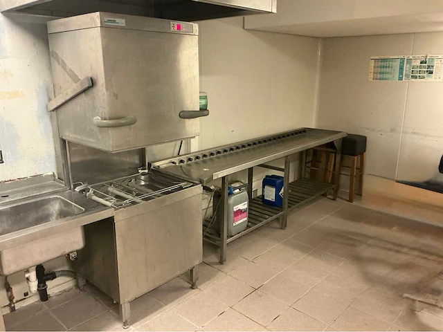 Winterhalter professionele wasstraat - afbeelding 3 van  8
