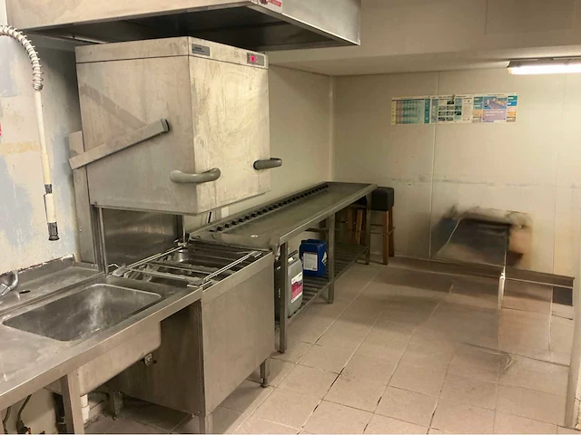 Winterhalter professionele wasstraat - afbeelding 4 van  8