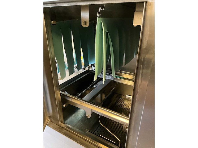 Winterhalter str korventransportvaatwasser / wasstraat - afbeelding 5 van  15