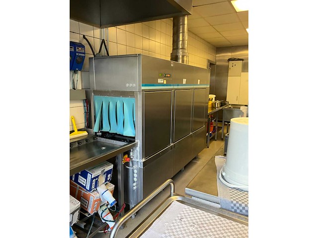 Winterhalter str korventransportvaatwasser / wasstraat - afbeelding 11 van  15