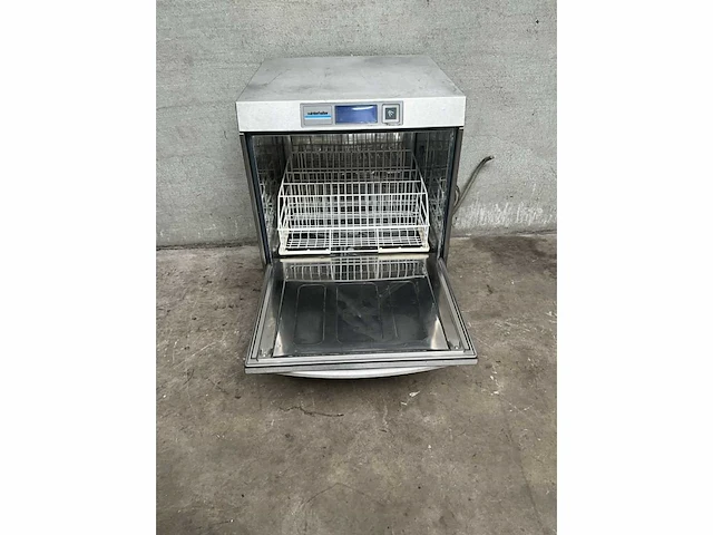 Winterhalter uc-l korvenvaatwasmachine - afbeelding 4 van  5