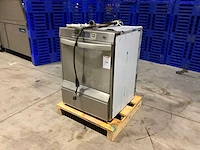 Winterhalter uc-l korvenvaatwasmachine - afbeelding 1 van  8