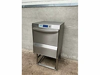 Winterhalter uc-m korvenvaatwasmachine - afbeelding 3 van  5