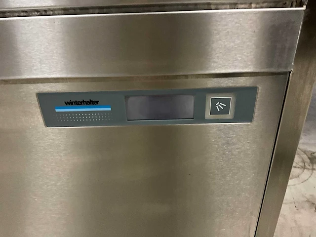 Winterhalter uf-m korvenvaatwasmachine - afbeelding 5 van  9