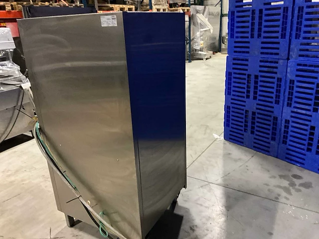 Winterhalter uf-m korvenvaatwasmachine - afbeelding 4 van  9