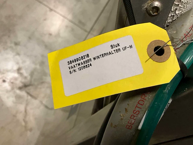 Winterhalter uf-m korvenvaatwasmachine - afbeelding 9 van  9