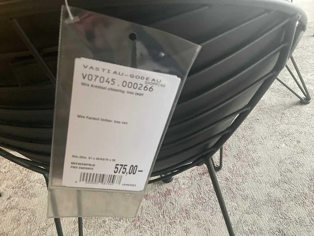 Wire elyps eetkamertafel met stoelen - afbeelding 9 van  10