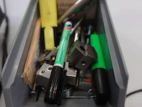 Wire id printer applicator brady + draadknipper komax - afbeelding 2 van  10