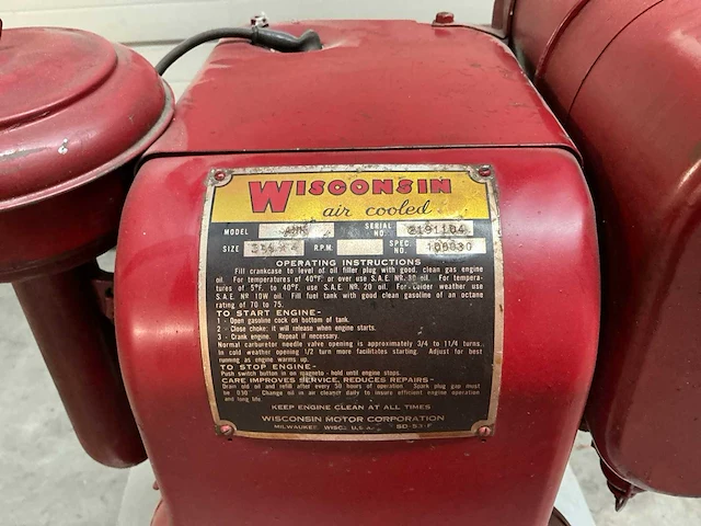 Wisconsin ahh 2 takt motor - afbeelding 3 van  3