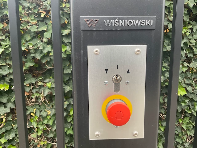 Wisniowski geautomatiseerde industriële schuifpoort - afbeelding 4 van  8