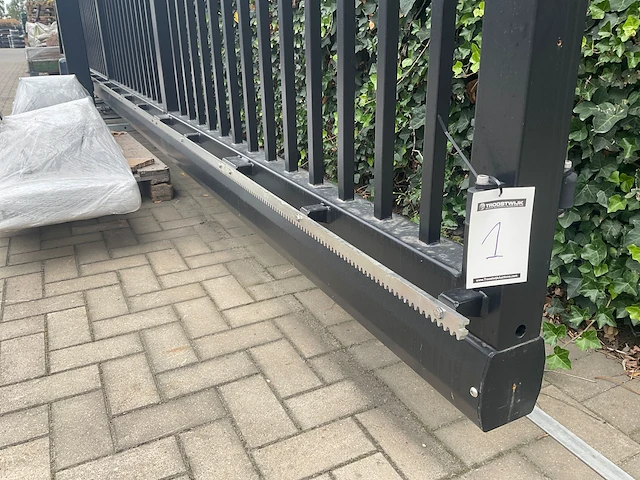 Wisniowski geautomatiseerde industriële schuifpoort - afbeelding 6 van  8
