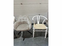 Wit / beige mix set eetkamerstoelen (9x) - afbeelding 3 van  7