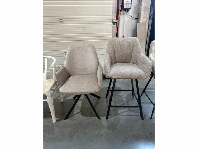 Wit / beige mix set eetkamerstoelen (9x) - afbeelding 4 van  7