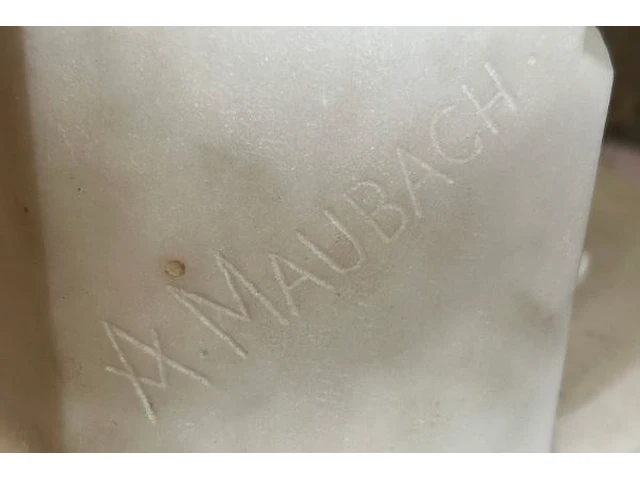 Wit marmeren beeld adolphe maubach - afbeelding 5 van  8