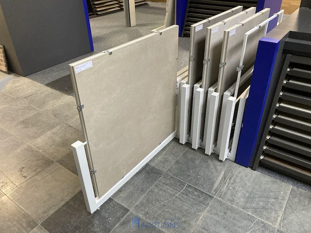 Wit metalen tegeldisplay - afbeelding 2 van  3