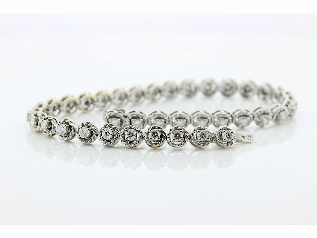 Witgouden tennisarmband met diamant - afbeelding 6 van  6