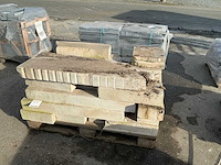 Witsteen op pallet - afbeelding 1 van  5