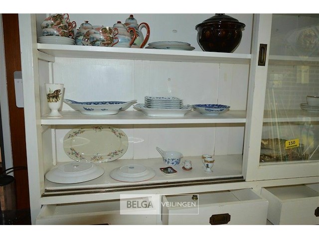 Witte buffetkast met schuifdeur - afbeelding 4 van  4