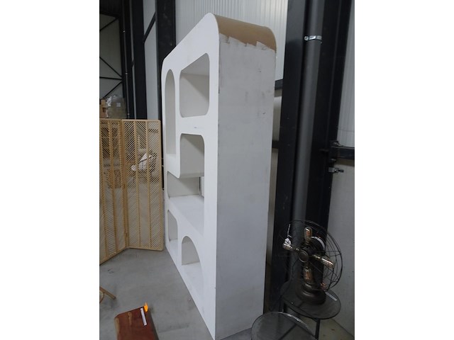 Witte kast - afbeelding 2 van  2