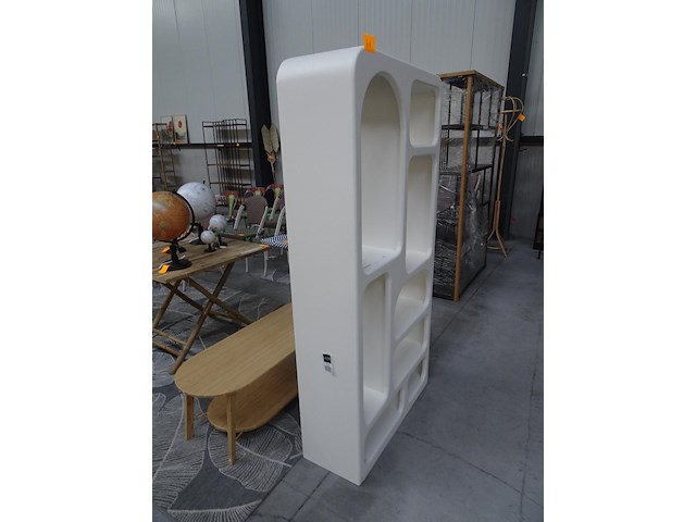 Witte kast - afbeelding 2 van  2