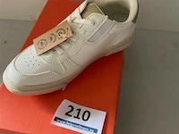 Witte kinder sneaker maat 34