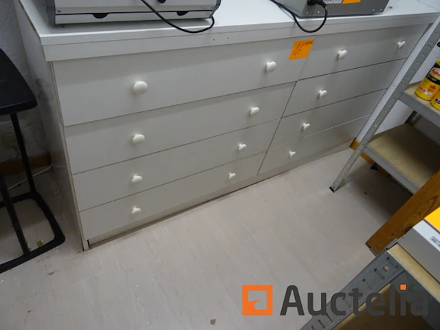 Witte meubilair - afbeelding 1 van  2