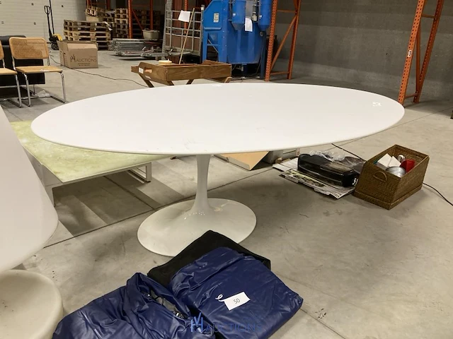 Witte pvc tafel - afbeelding 2 van  3