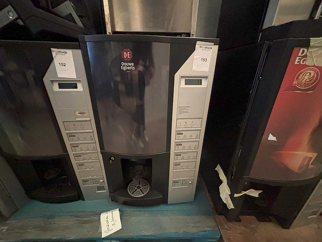 Wittenborg - koffie - verkoopautomaat - afbeelding 1 van  4