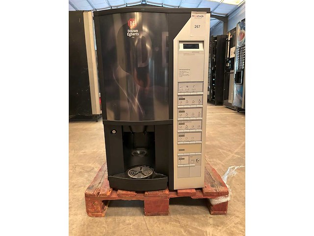 Wittenborg - koffie - verkoopautomaat - afbeelding 1 van  4
