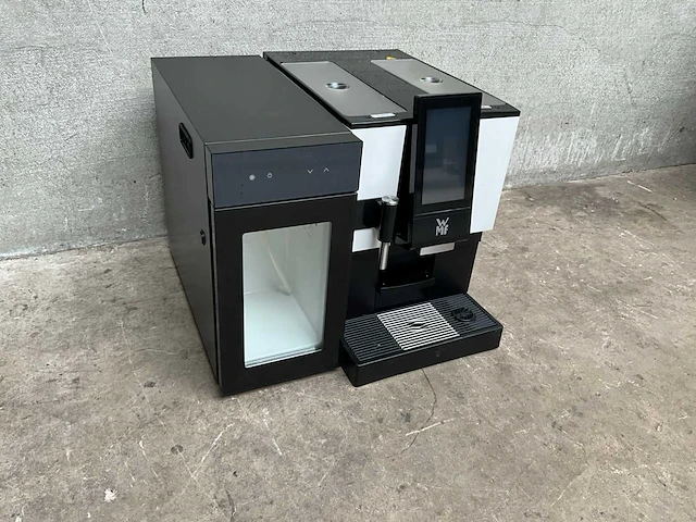 Wmf - 1100s - koffiemachine inclusief melkkoeler - afbeelding 1 van  6