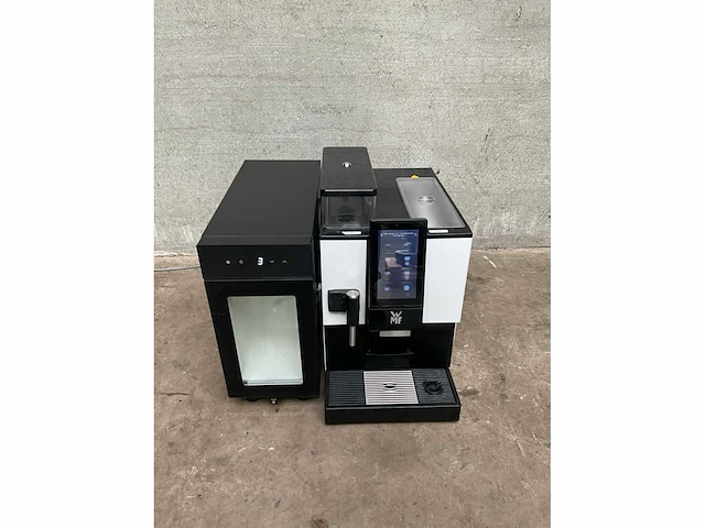 Wmf 03.1120 bonen koffiemachine met melkkoeler - afbeelding 2 van  7