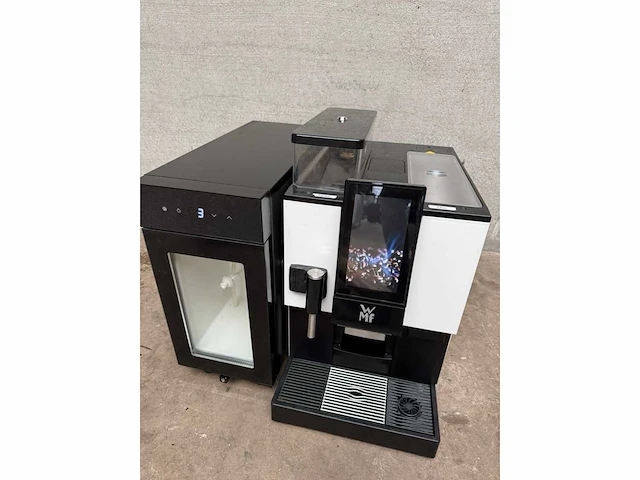 Wmf 03.1120 bonen koffiemachine met melkkoeler - afbeelding 5 van  7