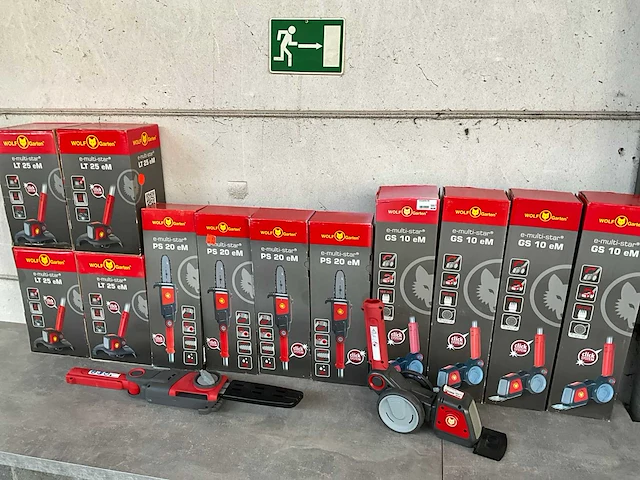 Wolfgarten mix kavel diverse tuingereedschap accessoires - afbeelding 1 van  9