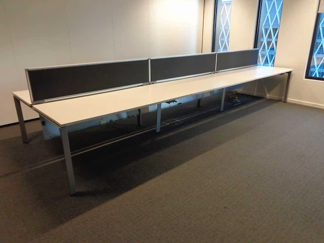 Workbench steelcase (6 persoons) - afbeelding 1 van  3