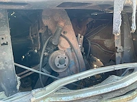Wrak ford taunus xl (brandschade) - afbeelding 2 van  10