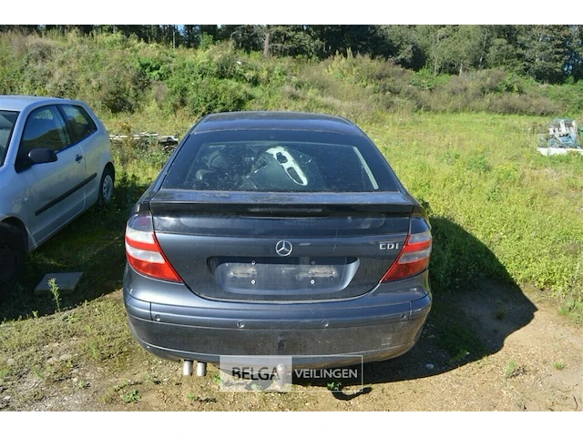 Wrak mercedes cd 1 - afbeelding 3 van  14