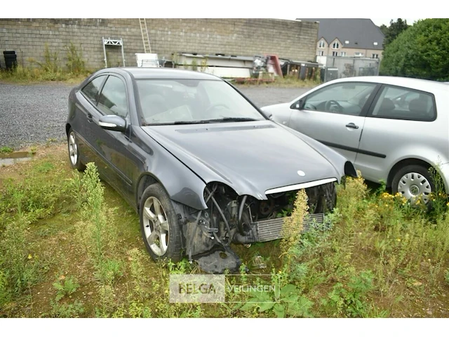 Wrak mercedes cd 1 - afbeelding 7 van  14