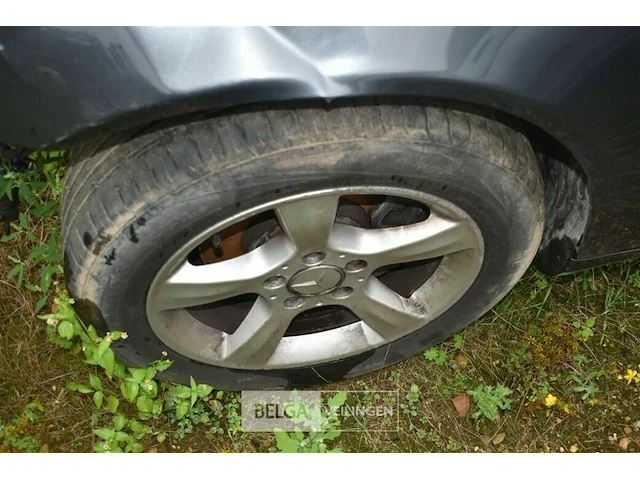 Wrak mercedes cd 1 - afbeelding 9 van  14