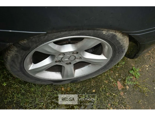 Wrak mercedes cd 1 - afbeelding 10 van  14