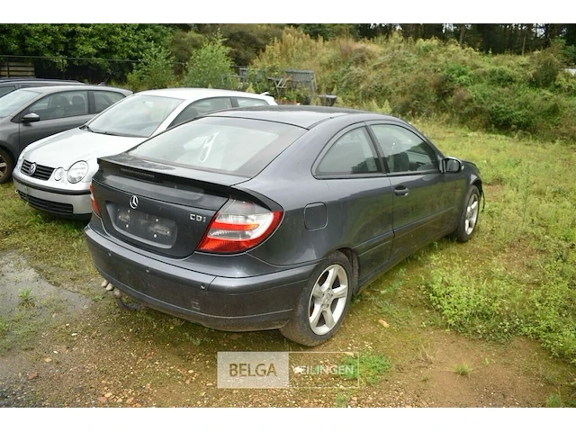 Wrak mercedes cd 1 - afbeelding 11 van  14
